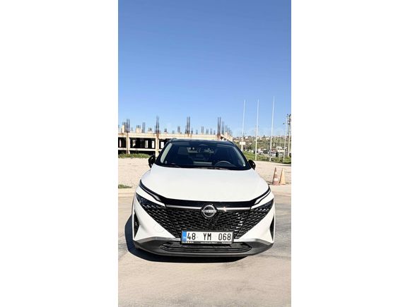 Sahibinden Nissan Qashqai 1.3 DIG-T Sky Pack 2025 Model 
