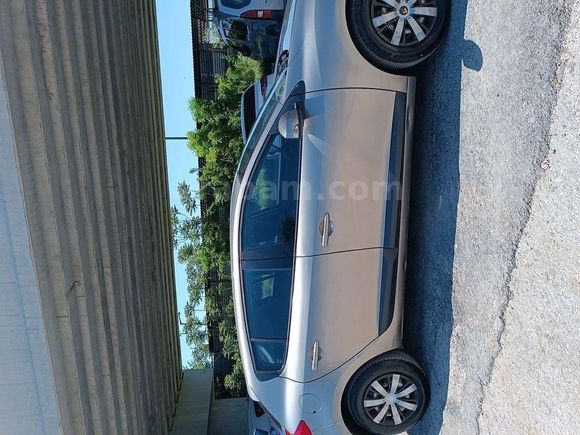 Sahibinden Renault Megane 1.6 Expression 2009 Model 