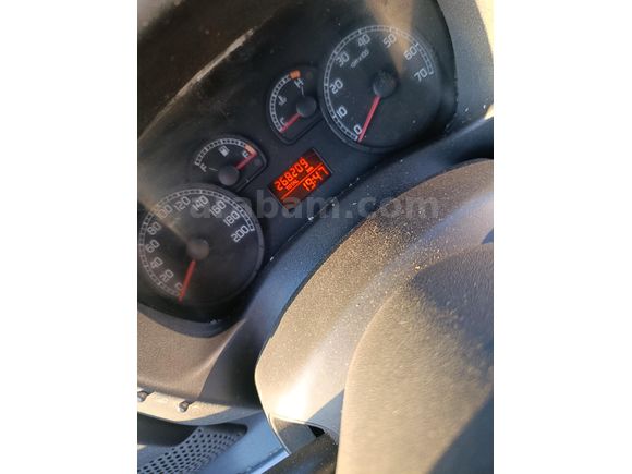 ALYA OTOMOTİVDEN 1.3 Multijet Active 2004 Model Uşak
