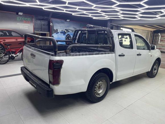 2015 MODEL ISUZU DMAX ÇİFT KABİN BAKIMLI KREDİ KARTI GEÇERLİ