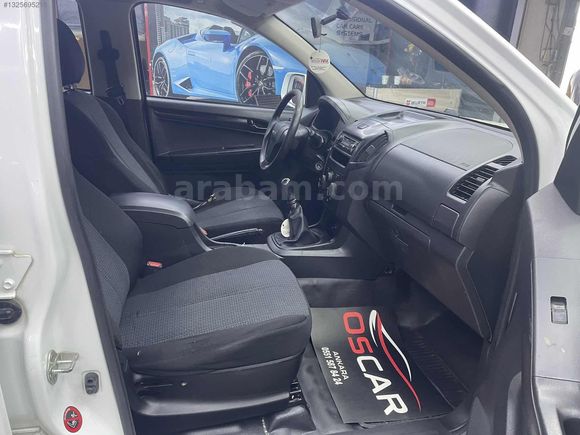2015 MODEL ISUZU DMAX ÇİFT KABİN BAKIMLI KREDİ KARTI GEÇERLİ