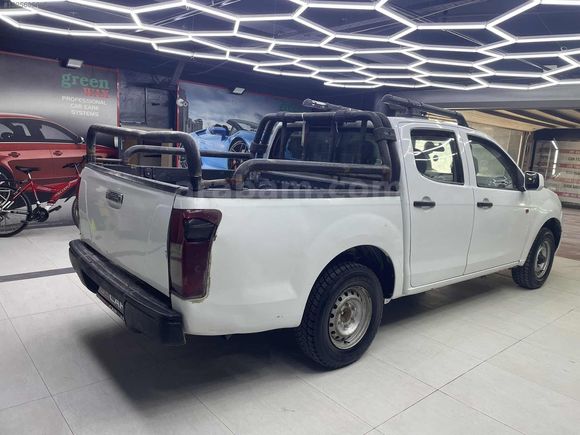 2015 MODEL ISUZU DMAX ÇİFT KABİN BAKIMLI KREDİ KARTI GEÇERLİ