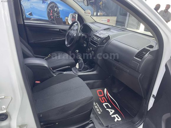 2015 MODEL ISUZU DMAX ÇİFT KABİN BAKIMLI KREDİ KARTI GEÇERLİ