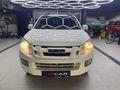 2015 MODEL ISUZU DMAX ÇİFT KABİN BAKIMLI KREDİ KARTI GEÇERLİ