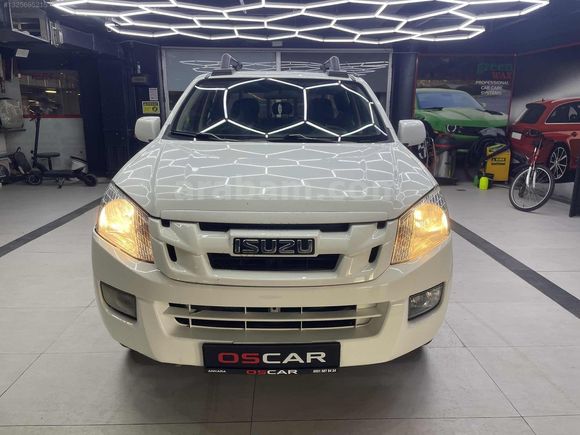 2015 MODEL ISUZU DMAX ÇİFT KABİN BAKIMLI KREDİ KARTI GEÇERLİ