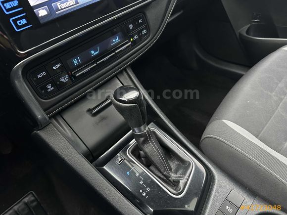 KOÇOĞLU'DAN 2017 Toyota Auris 1.6 Advance Skypack Multidrive S