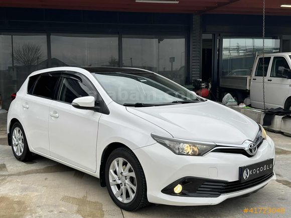 KOÇOĞLU'DAN 2017 Toyota Auris 1.6 Advance Skypack Multidrive S