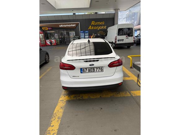 Sahibinden Ford Focus 1.6 Ti-VCT Trend X 2015 Model 