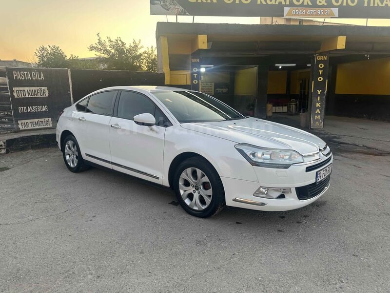 Sahibinden Citroen C5 1.6 e-HDi Dynamique 2012 Model Diyarbakır 270.000 km Beyaz