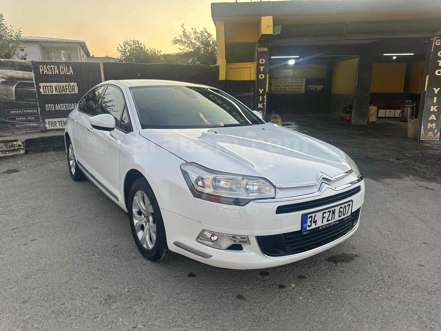 Sahibinden Citroen C5 1.6 e-HDi Dynamique 2012 Model Diyarbakır 270.000 km Beyaz 3