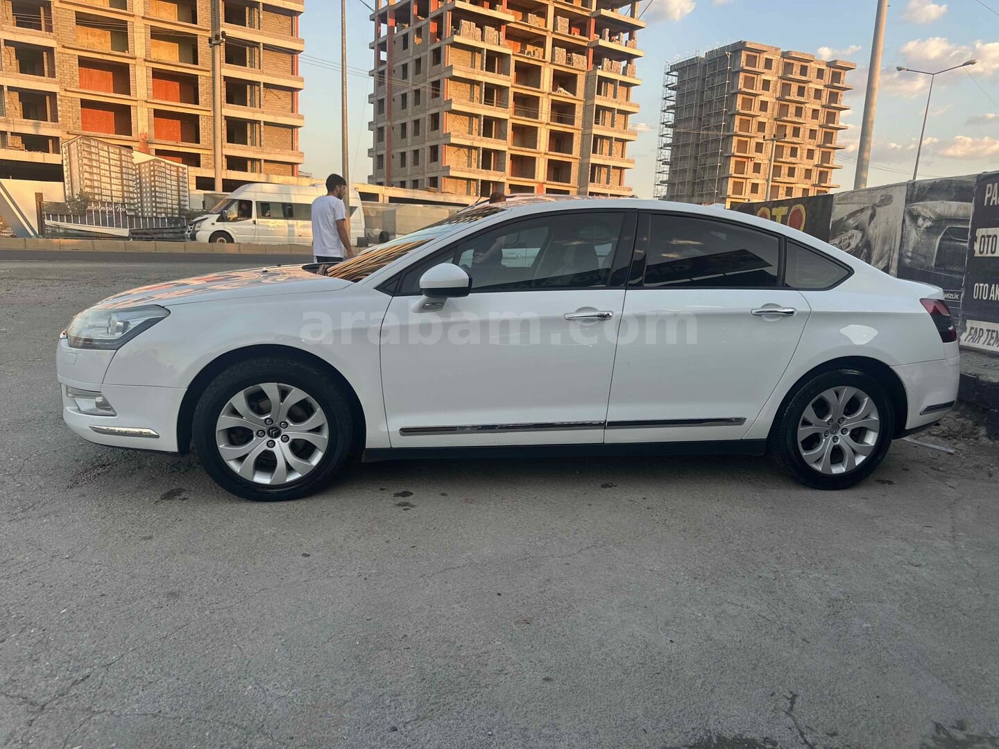 Sahibinden Citroen C5 1.6 e-HDi Dynamique 2012 Model Diyarbakır 270.000 km Beyaz 6