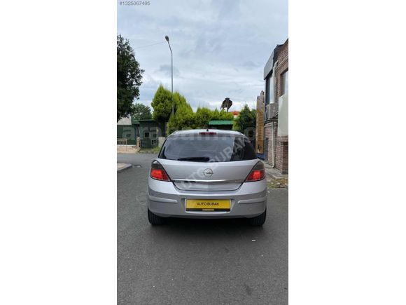 AUTO BURAK/2012 1.3 CDTİ HATASIZ 1 PARÇA BOYALI 180.000 KM DE