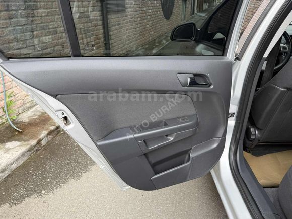 AUTO BURAK/2012 1.3 CDTİ HATASIZ 1 PARÇA BOYALI 180.000 KM DE