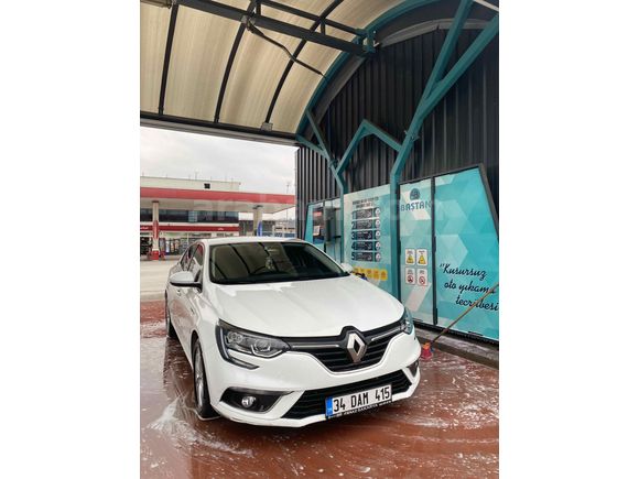 Sahibinden Renault Megane 1.5 Blue DCI Touch 2020 Model 