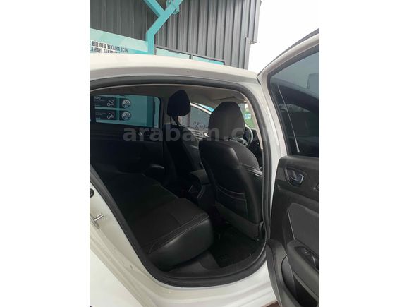 Sahibinden Renault Megane 1.5 Blue DCI Touch 2020 Model 