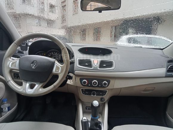 Sahibinden Renault Megane 1.5 dCi Expression 2011 Model