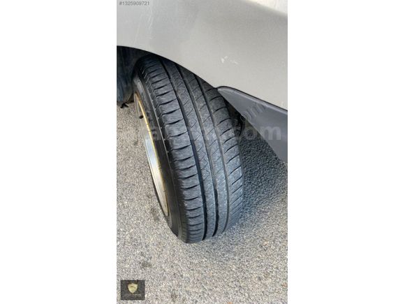1.9 KLİMALI MOTOR YAPILI