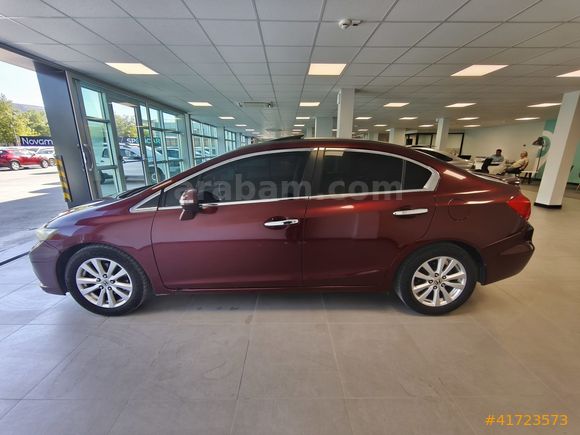 NOVAMER 2.EL 2012 HONDA CİVİC 1.6 İ-VTEC ECO ELEGANCE