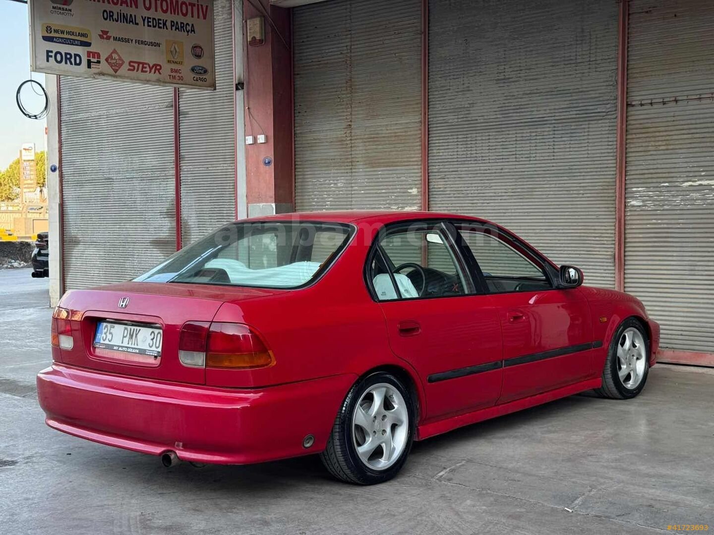 10 YILLIK SAHİBİNDEN 1.6 R81 270.000 KM 4