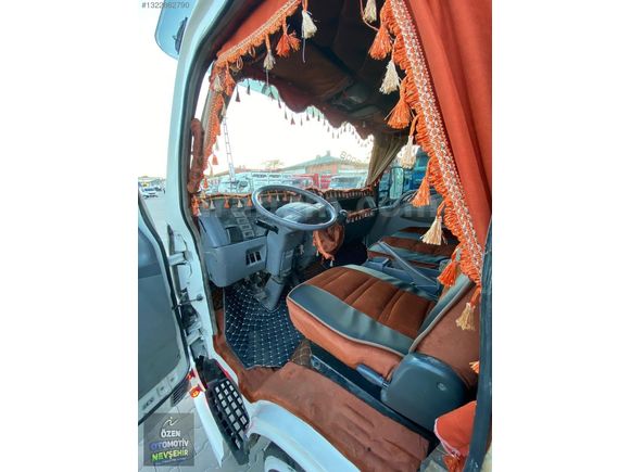 Özen Otomotiv 'den Mitsubishi Canter FE859E 2008 Fuso