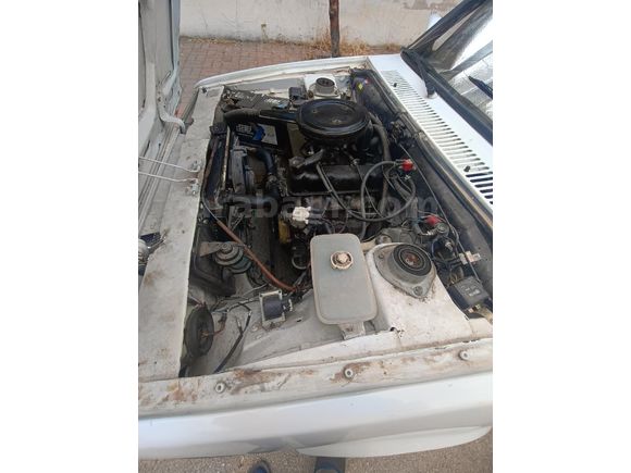 Sahibinden Tofaş Şahin 1.6 1995  modelAracın motorunda Tofaşların kronik soğukken gelen piston etek sesi vardır. Motor ısınınca ses neredeyse tamamen