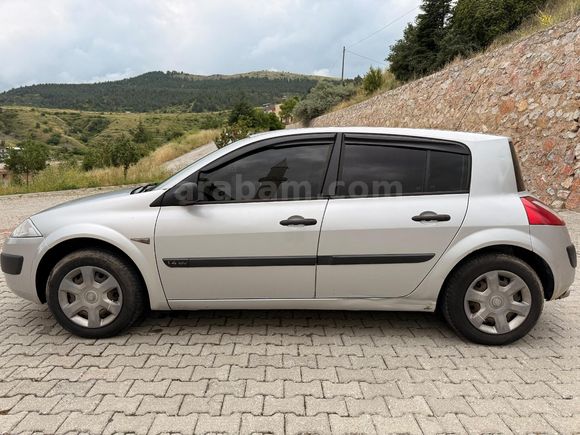 İlanda son Günler aciliyeti geçiyor Sahibinden Renault Megane 1.4 Authentique 2005 Model