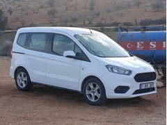 Sahibinden Ford Tourneo Courier 1.5 TDCi Delux 2020 Model