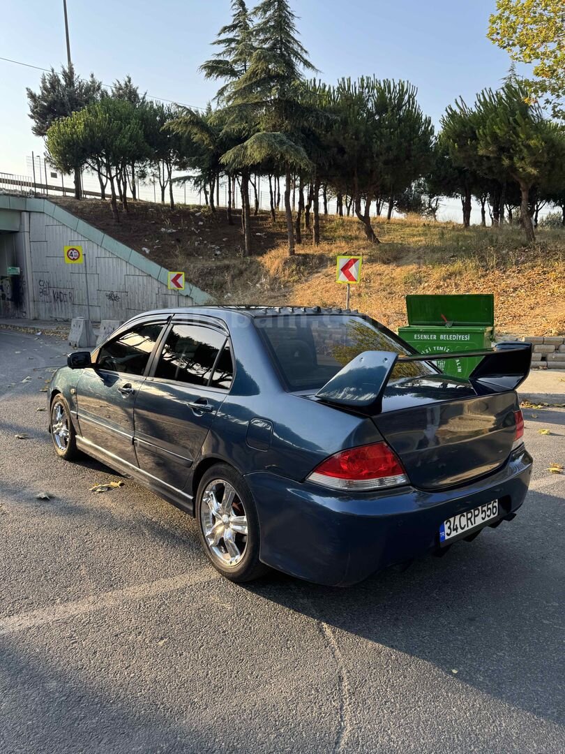 Sahibinden Mitsubishi Lancer 1.6 Invite 2006 Model İstanbul 290.000 km Mavi 5