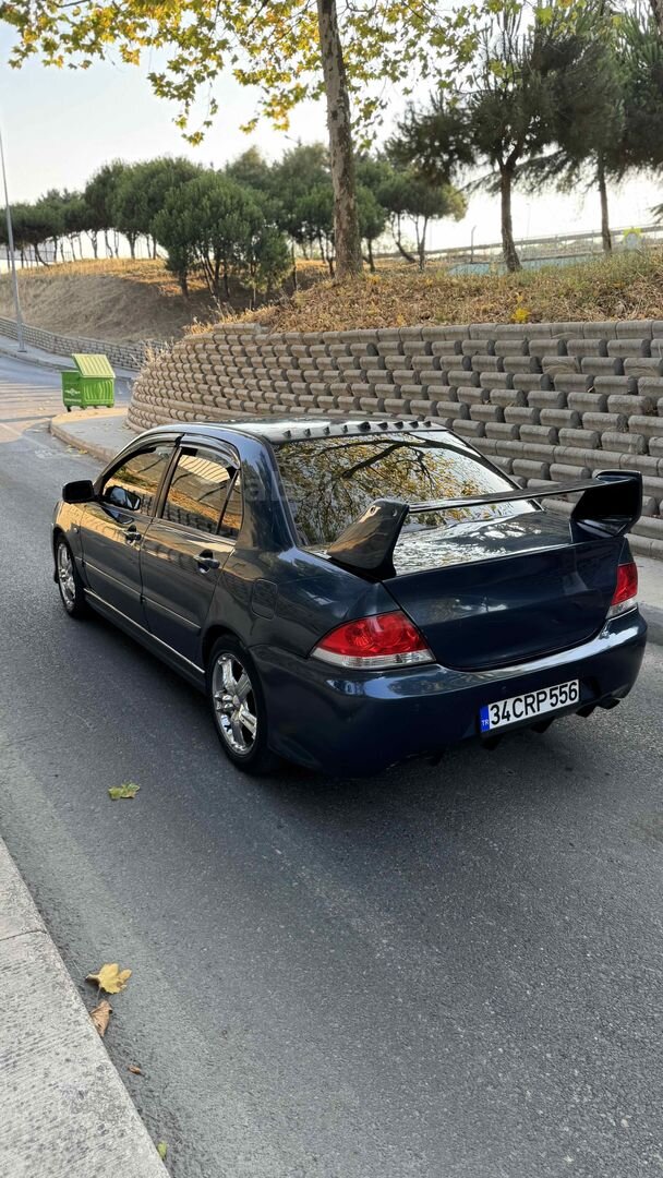 Sahibinden Mitsubishi Lancer 1.6 Invite 2006 Model İstanbul 290.000 km Mavi 3