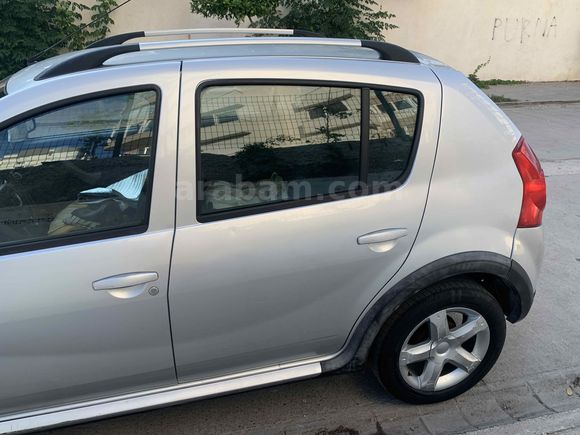 Sahibinden Dacia Sandero 1.5 dCi Stepway 2012 Model 