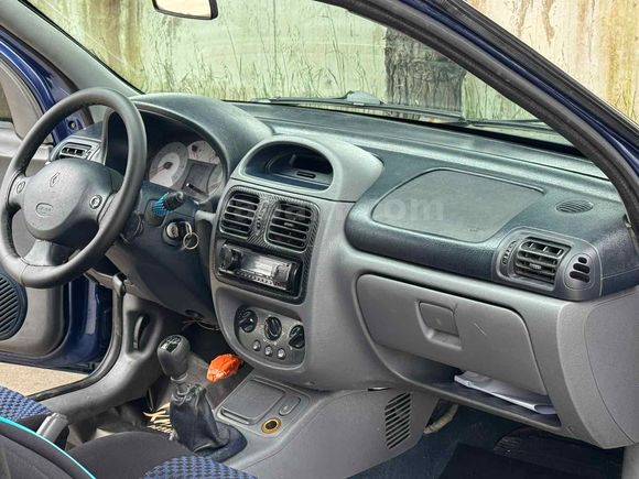 Sahibinden Renault Clio 1.6 RXT 2000 Model 