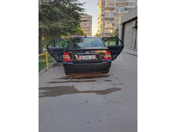 SAHİBİNDEN HATASIZ TERTEMİZ TOYATA COROLLA