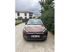 Sahibinden Hyundai i20 1.2 MPI Elite 2015 Model  136.000 km Kahverengi