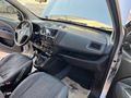 OTOMOBİL RUHSATLI 1.6