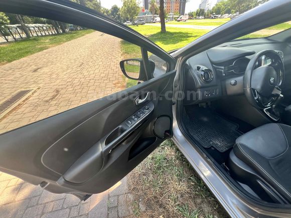 Galeriden Renault Clio 1.5 dCi Icon 2015 Model Bursa