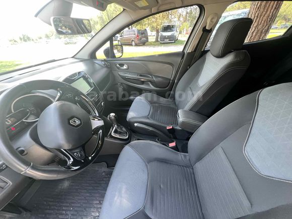 Galeriden Renault Clio 1.5 dCi Icon 2015 Model Bursa