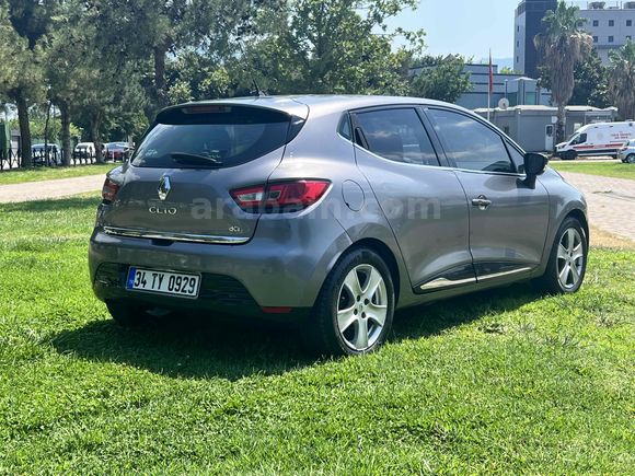 Galeriden Renault Clio 1.5 dCi Icon 2015 Model Bursa