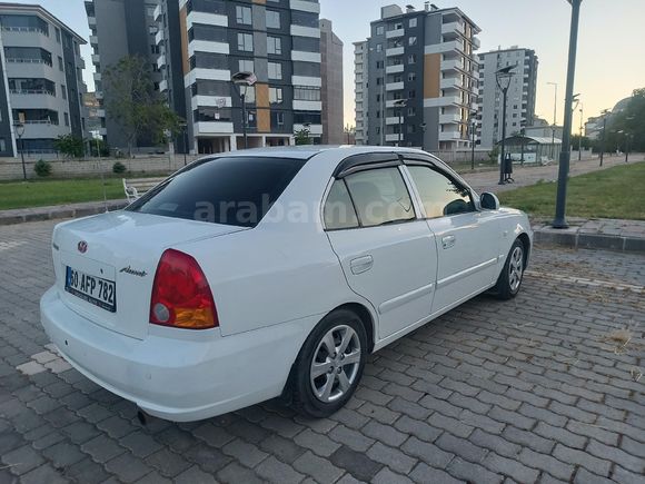 Sahibinden Hyundai Accent 1.3 Admire 2004 Model