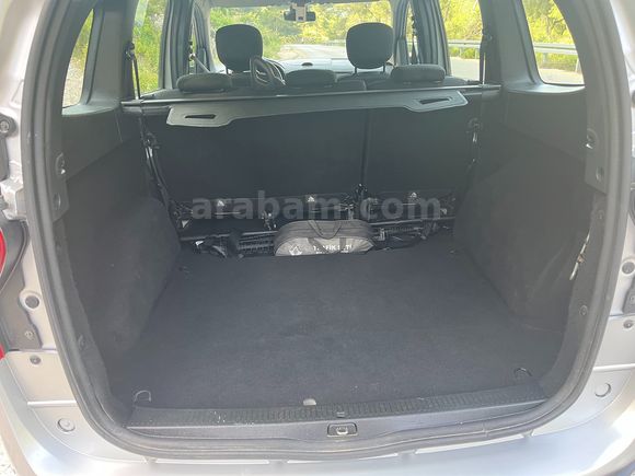 Sahibinden Dacia Lodgy 1.5 dCi Stepway 2016 Model 