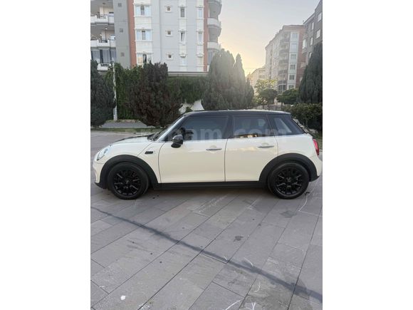 Sahibinden Mini Cooper 1.5 D Pepper 2015 Model  203.000 km Beyaz