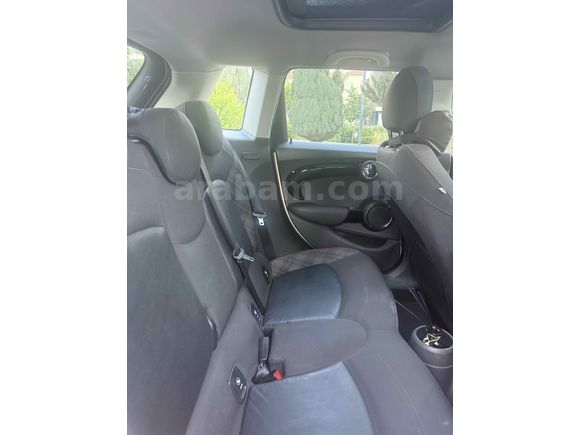 Sahibinden Mini Cooper 1.5 D Pepper 2015 Model  203.000 km Beyaz