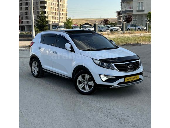 ACİL SATILIK 2013 MODEL KİA SPORTAGE TRAMERSİZ DEĞİŞENSİZ FUL+FUL