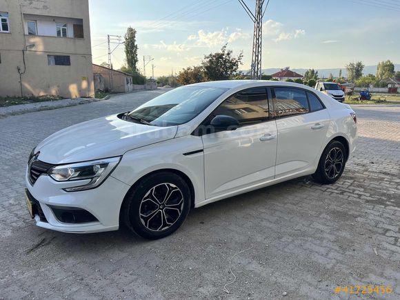 2018 MEGANE 1,6 BENZİN JOY