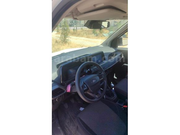 Sahibinden Ford Tourneo Courier 1.5 EcoBlue Trend 2025 Model