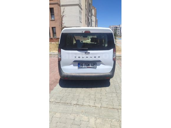 Sahibinden Ford Tourneo Courier 1.5 EcoBlue Trend 2025 Model