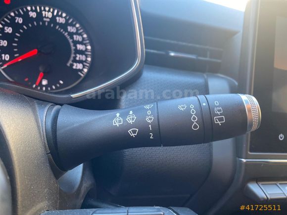 ORCAN MOTORS dan 2020 Clio 1.0 TCe Touch X-Tronic
