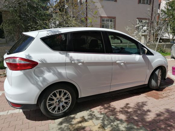 Sahibinden Ford C-Max 1.6 TDCi Titanium 2012 Model Konya