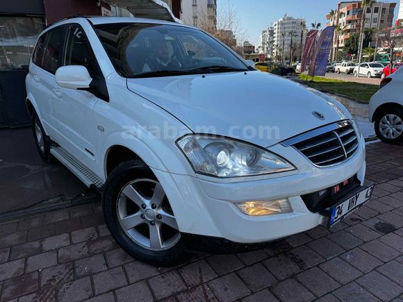 Sahibinden Ssangyong Kyron 2.0 XDI 4x4 2010 Model   Sunroof full