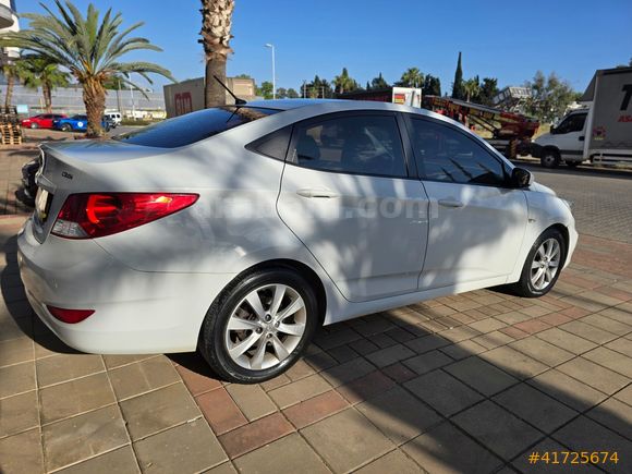 TEMİZ OTOMATİK ACCENT BLUE