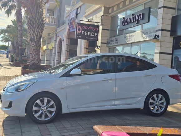 TEMİZ OTOMATİK ACCENT BLUE